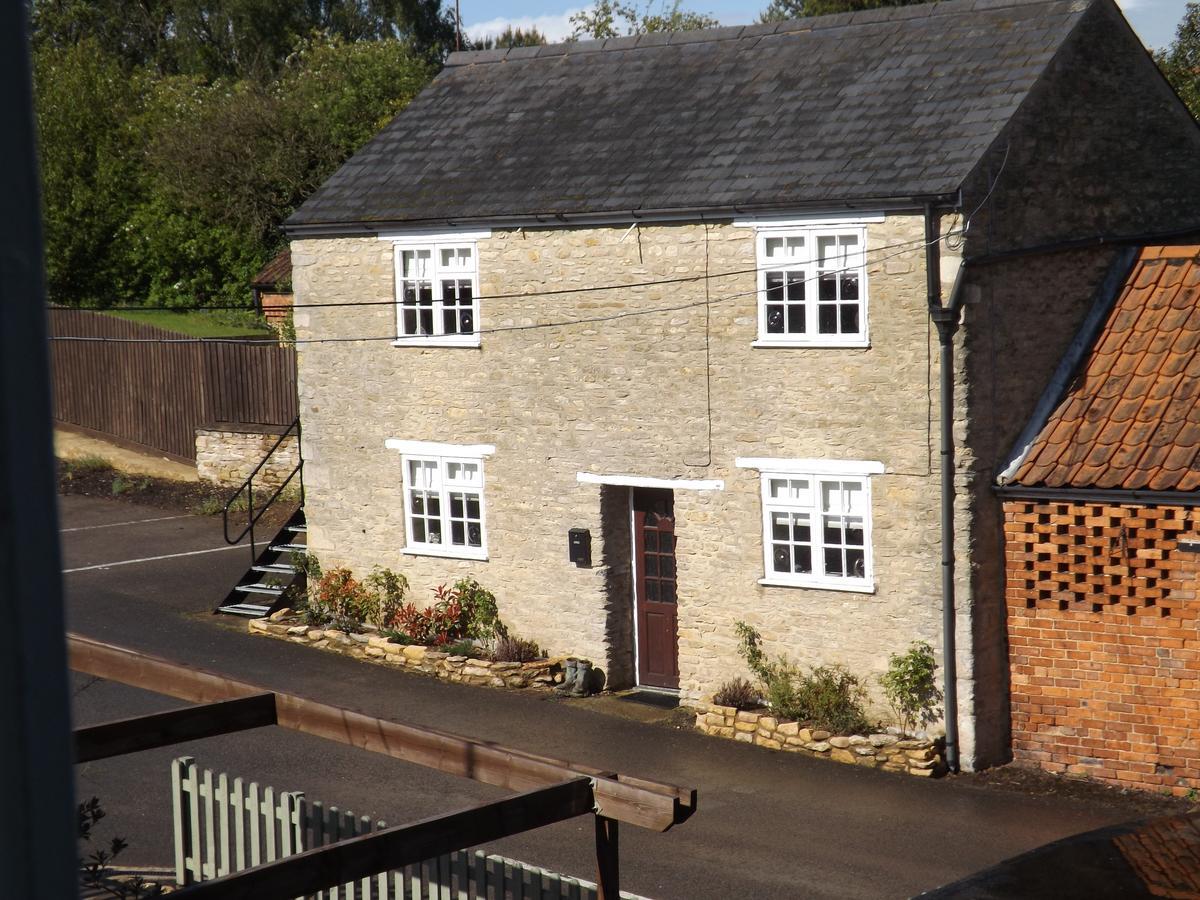 The Vane Arms 호텔 Sudborough 외부 사진