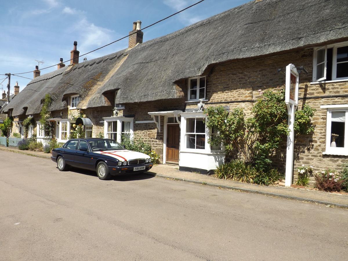 The Vane Arms 호텔 Sudborough 외부 사진