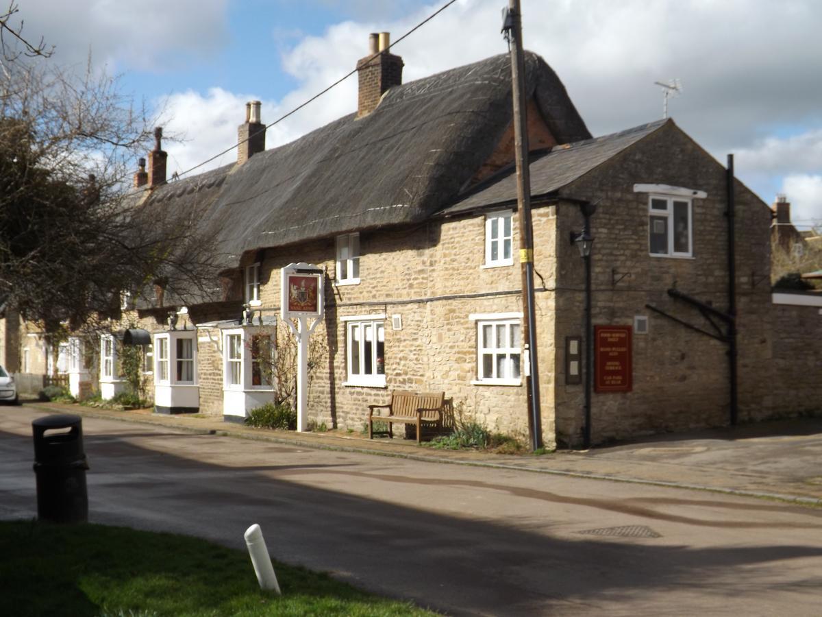The Vane Arms 호텔 Sudborough 외부 사진